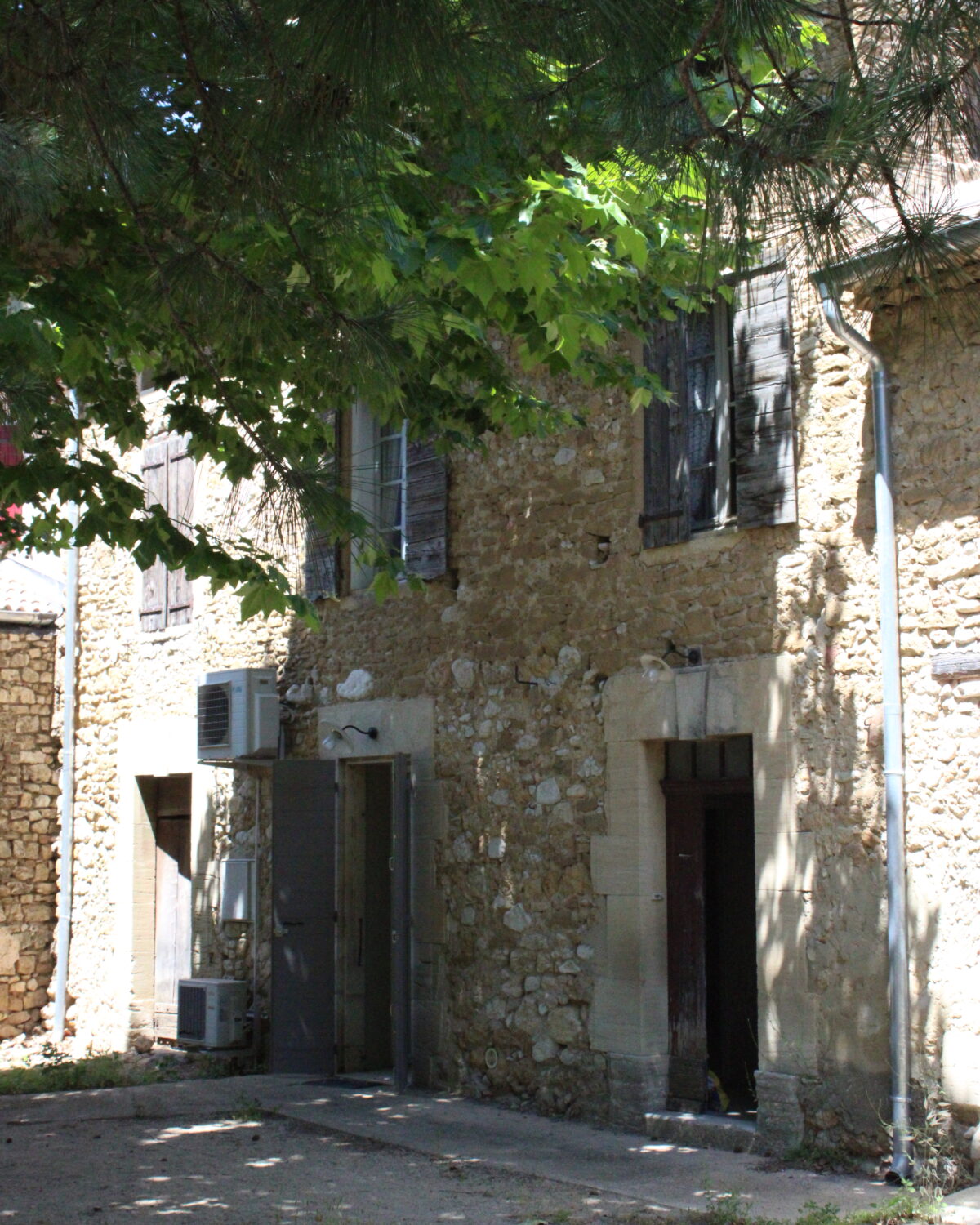 Bâtisse Saint-Roch